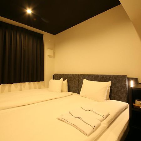 Hotel Trad Replay Oszaka Kültér fotó